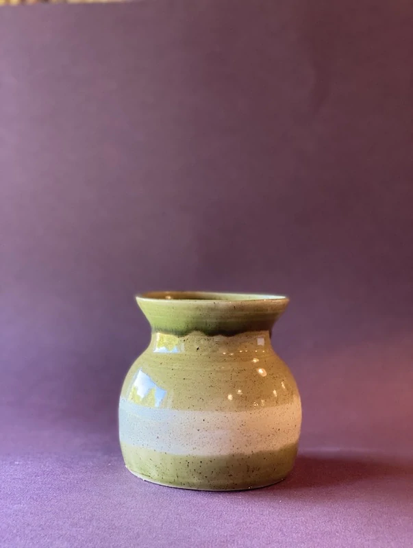Keramická vázička, Bottle green