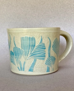 Keramický hrnek, Sgraffito Flowers, Nilská zeleň
